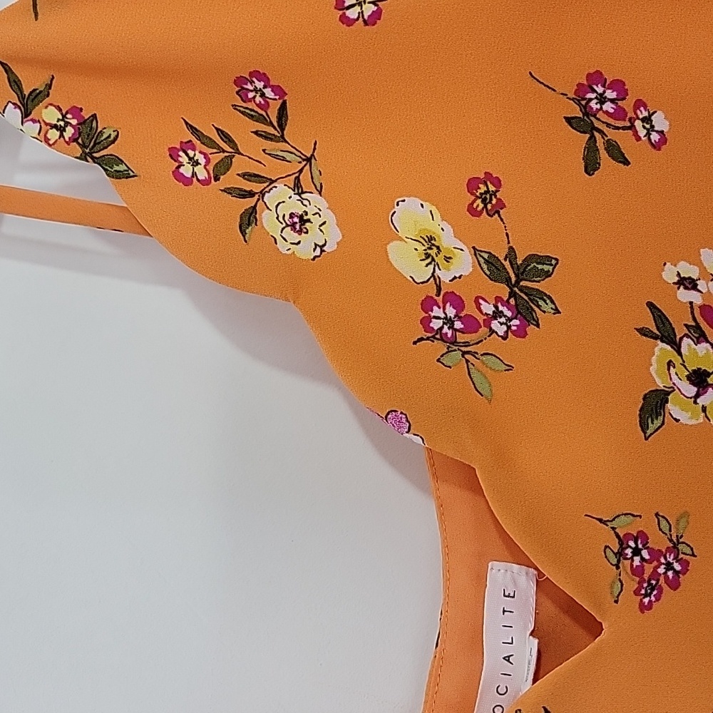Socialite Womens V-neck Scalloped Floral Print Lightweight Camisole/Top Size XL - Picture 3 of 11